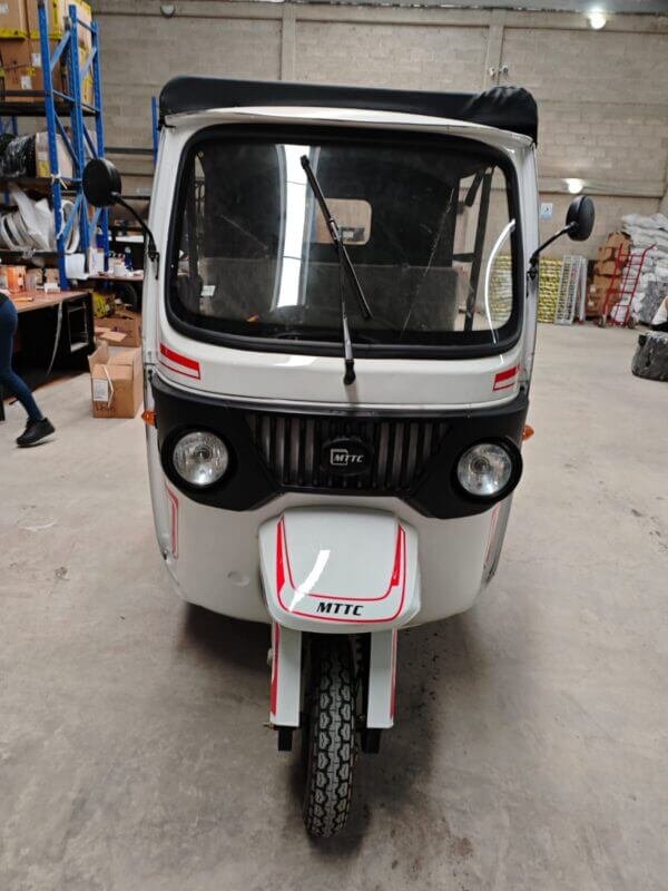 Motocarro Mototaxi 200cc para Pasajeros | Enfriamiento Líquido | Alto Rendimiento