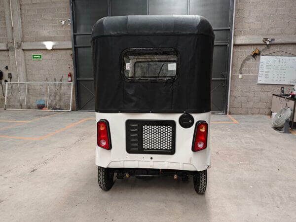 Motocarro Mototaxi 200cc para Pasajeros | Enfriamiento Líquido | Alto Rendimiento