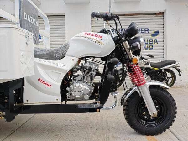 Motocarro de Carga 200cc Económico | Rendimiento 28 km/Lt | 500 kg