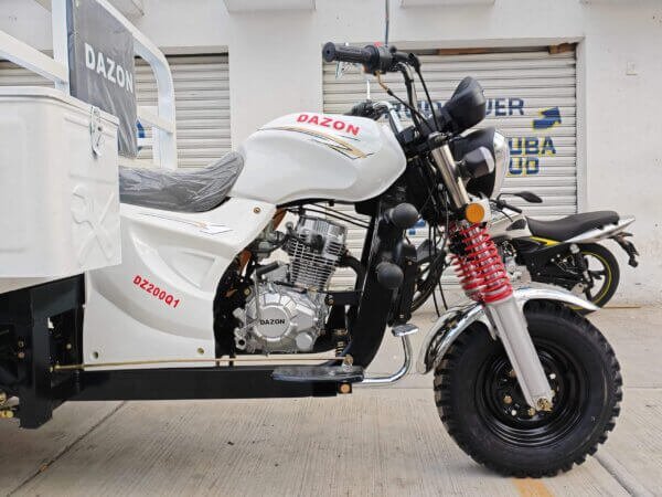 Motocarro de Carga 200cc Económico | Rendimiento 28 km/Lt | 500 kg