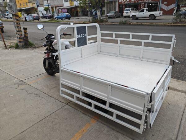 Motocarro de Carga 200cc Económico | Rendimiento 28 km/Lt | 500 kg